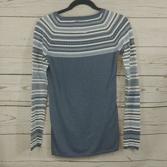 AMERICAN Eagle Long Sleeve Top - Picture 3 of 5